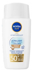 Nivea Sun UV Face Specialist Fluide Solaire Teint&eacute; Ultra L&eacute;ger SPF50+ 40 ml
