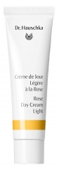 Dr. Hauschka Cr&egrave;me de Jour L&eacute;g&egrave;re Enveloppante &agrave; la Rose 30 ml