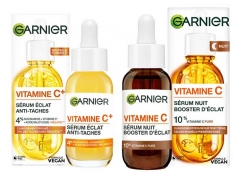 Garnier SkinActive Vitamine C S&eacute;rum &Eacute;clat et Anti Taches 30 ML + S&eacute;rum Nuit Vitamine C Booster d'&Eacute;clat 30 ml
