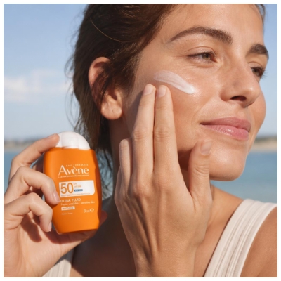 Avène Solaire Ultra Fluid Invisible Visage Peaux Sensibles SPF50 50 ml