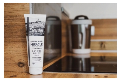 Savon Noir à l'Huile d'Olive et ses Vertus Bienfaisantes 300 ml