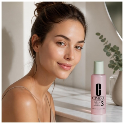 Clinique Basic 3 Temps Lotion Exfoliante - Peaux Mixtes à Grasses 200 ml