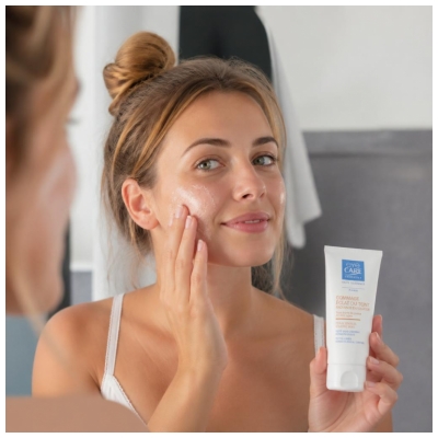 Eye Care Cosmetics Gommage Éclat du Teint