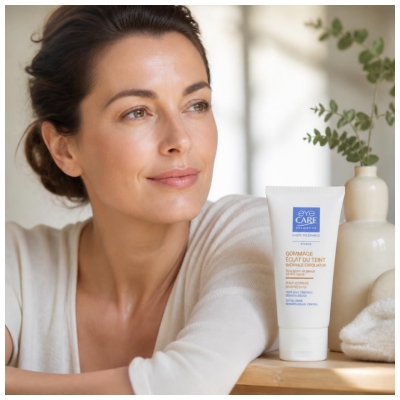 Eye Care Cosmetics Gommage Éclat du Teint