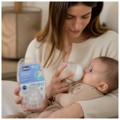Chicco Tétine Physiologique Anti-Coliques Silicone - Flux Moyen - 2M+ - X2
