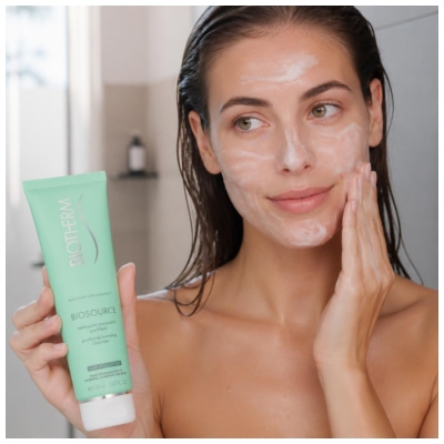 Biotherm Biosource Nettoyant Moussant - Peaux Normales à Mixtes 150 ml