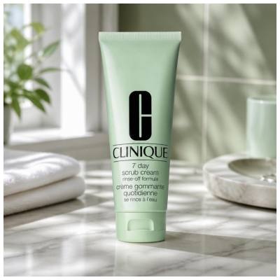 Clinique 7 Day Scrub Cream Rinse Off Crème Gommante Quotidienne 100 ml