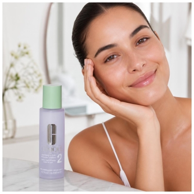 Clinique Basic 3 Temps Lotion Exfoliante - Peaux Sèches à Mixtes 200 ml
