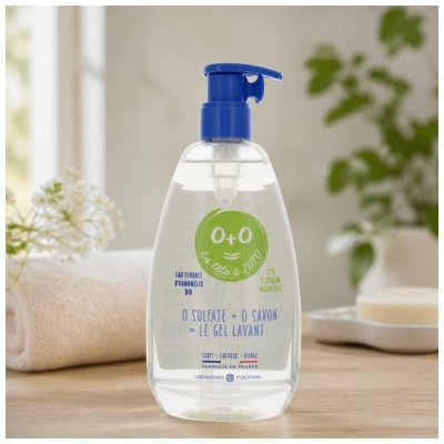 Poupina le Gel Lavant Tête à Toto - 0 Sulfate et 0 Savon - Panthénol et Hamamélis - Peau Sensible - Corps Cheveux Visage - 97% d'Ingrédients d'Origine Naturelle - Vegan - Made in France - 485 ml