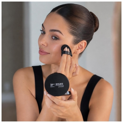 It Cosmetics Bye Pores Pressed Poudre Pressée Anti-Pores Ultra-Légère Universelle 9 g