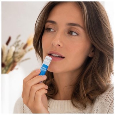 Uriage Stick à Lèvres Hydratant 2 X 4 g