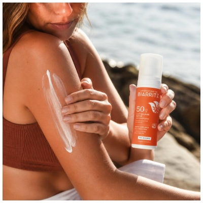 Laboratoires de Biarritz Lait Solaire Satiné Visage & Corps SPF50 100 ml
