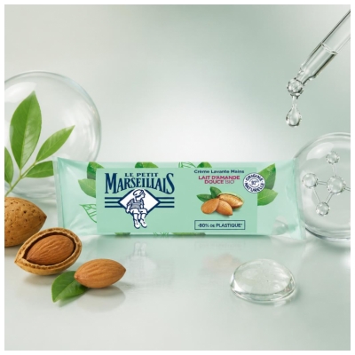 Le Petit Marseillais Crème Lavante Mains au Lait d'Amande Douce Toutes Peaux Recharge 250 ml