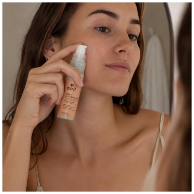 Avril Sérum Autobronzant à l'Hydrolat de Carotte Bio 30 ml 