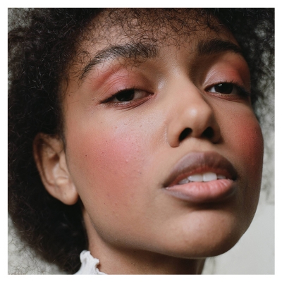 Mádara Magnetic Blush Fard à Joues Minéral #1 Fierce Flame 6 g - Teinte : Bare Blossom 2