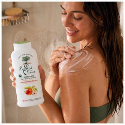 Le Petit Olivier Crème Douche Fleur d'Amandier Nectarine 500 ml