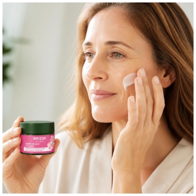 Weleda Crème de Jour Lissante à la Rose Musquée et Thé Blanc 40 ML