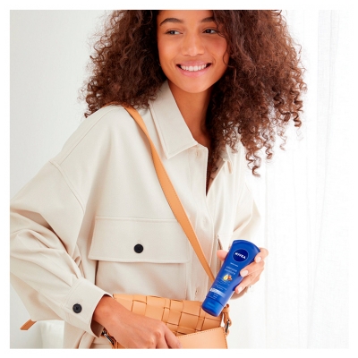 Nivea Crème Mains Hydratation Intense Peaux Sèches 75 ml