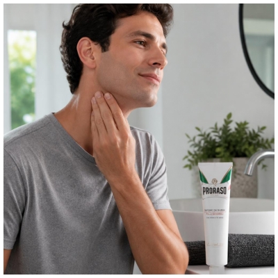 Proraso Crème à Raser Peaux Sensibles au Thé Vert et à l'Avoine 150 ml