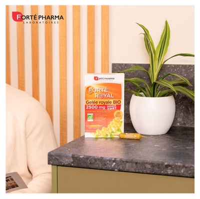 Forté Pharma Gelée Royale Bio 2500 mg - 20 Ampoules - 10 ml 