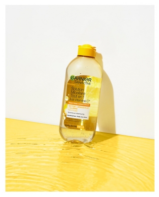 Garnier SkinActive Solution Micellaire Tout en 1 à la Vitamine C Nettoie et Illumine 400 ml