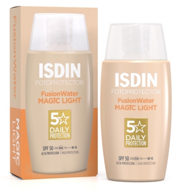 Isdin Fotoprotector Fusion Water Magic Light Écran Solaire Teinté SPF 50 de 50 ML