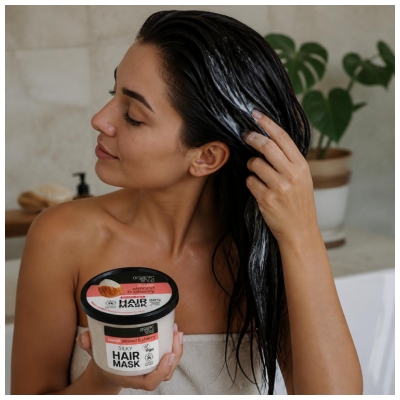 Organic Shop Masque Capillaire Naturel Protection Couleur à l'Amande & Cerise 250 ML