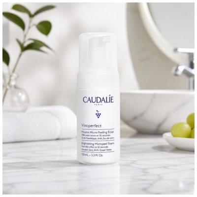 Caudalie Vinoperfect Mousse Micro-Peeling Éclat Effet Peau Neuve100 ml