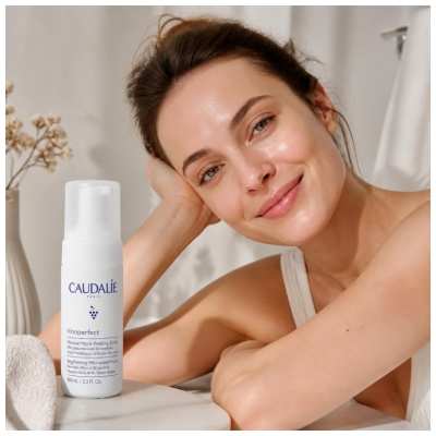 Caudalie Vinoperfect Mousse Micro-Peeling Éclat Effet Peau Neuve100 ml