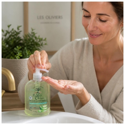 Le Petit Olivier Pur Savon Liquide de Marseille à l' Aloe Vera 300 ML