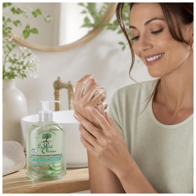 Le Petit Olivier Pur Savon Liquide de Marseille à l' Aloe Vera 300 ML