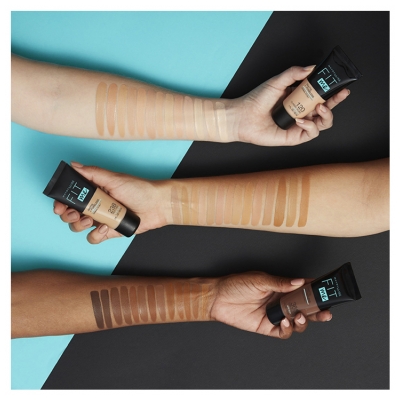 Maybelline New York Fit me ! Matte + Poreless Fond de Teint 30 ml - Teinte : 355 Noix de Pécan