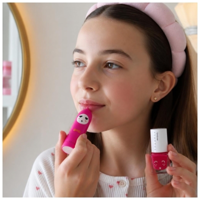 Inuwet Mini Coffret Baume à Lèvres 3,5 Grammes Cerise + Vernis Parfumé à l'Eau 5 ML Fraise