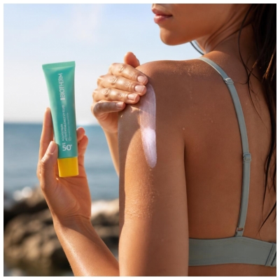 Biotherm Aquascreen Fluide UV Protection Invisible SPF50+ 40 ML