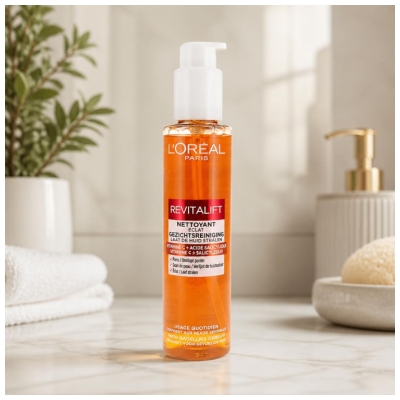 L'Oréal Paris Revitalift Nettoyant Éclat Acide Salicylique + Vitamine C 150 ml