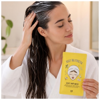G9 Skin Self Aesthetic Masque pour des Cheveux Soyeux 30 g