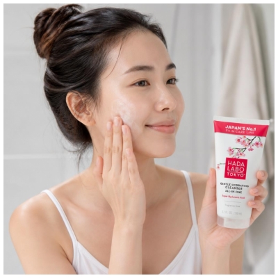 Hada Labo Tokyo Nettoyant Doux Hydratant Tout-en-un à l'Acide Hyaluronique 150 ml 