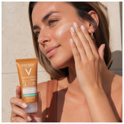 Vichy Capital Soleil BB Émulsion Toucher Sec et Teintée SPF50 50 ML
