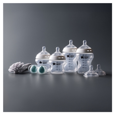 Tommee Tippee Natural Start Kit de Démarrage pour Nouveau Né 0 - 3 Mois + 9 Produits