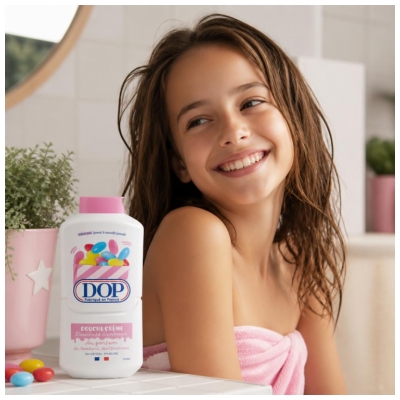 Dop Douceurs d'Enfance Douche Crème de Bonbons Multicolores 310 ML
