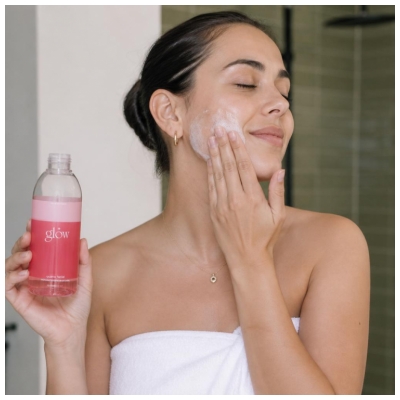Glow Guava Facial Nettoyant pour Visage 190 ml