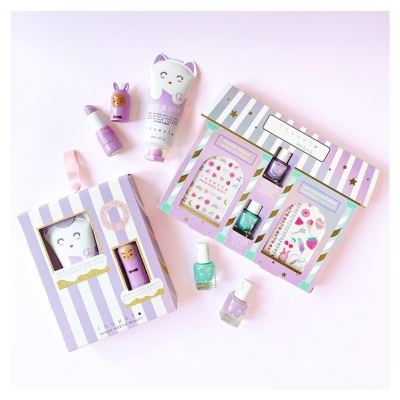Inuwet Coffret Crème Mains et Ongles 60 ML + Baume à Lèvres Guimauve 3,5 Grammes