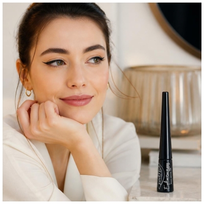 PuroBIO Cosmetics Eyeliner On Fleek Brush Tip Pointe Pinceau Bio 3,1 ml