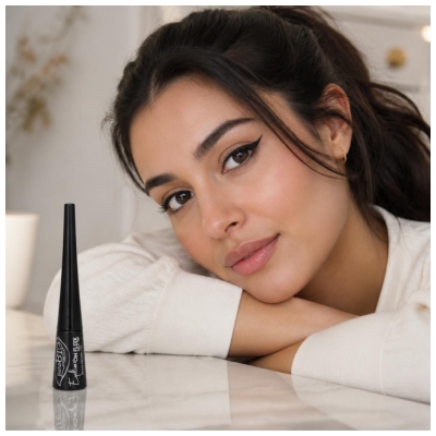 PuroBIO Cosmetics Eyeliner On Fleek Felt Tip Pointe Feutre Bio 3,1 ml
