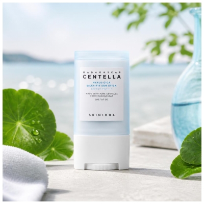Skin1004 Madagascar Centella Hyalu-Cica Stick Solaire Soyeux SPF50+ 20 g