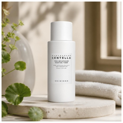 Skin1004 Madagascar Centella Tone Brightening Booster Tonique Apaisant 210 ml