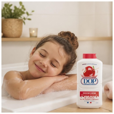 Dop Douceurs d'Enfance Douche Crème au parfum de Pomme d'Amour 310 ML