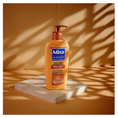 Mixa Lait Corps Nourrissant Peaux Claires Effet Soleil 250 ml