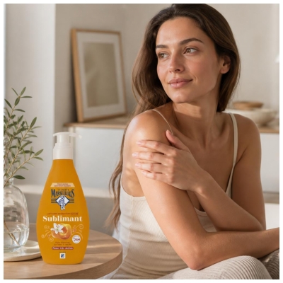 Le Petit Marseillais Lait Soin Hydratant Nacré Sublimant pour les Peaux Très Sèches 250 ml