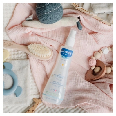 Mustela Eau Rafraîchissante et Coiffante à L'eau de Camomille Bio 200 ml